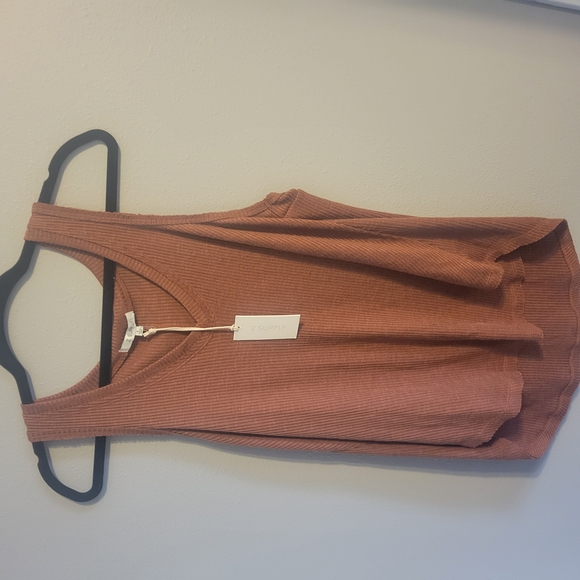 Women's Sleeveless Ribbed Top - Rust - Picture 3 of 5